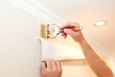 Pose de papier peint à Verosvres — revêtements muraux et toiles de verre
